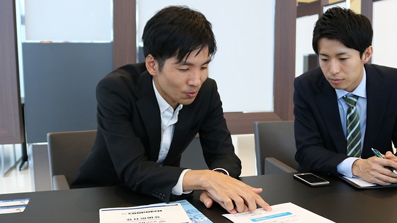 大研医器社_取材中３