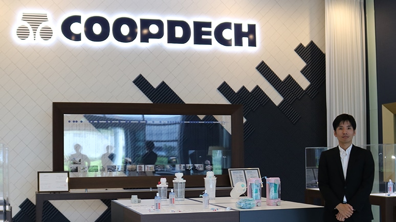 大研医器社_取材中４