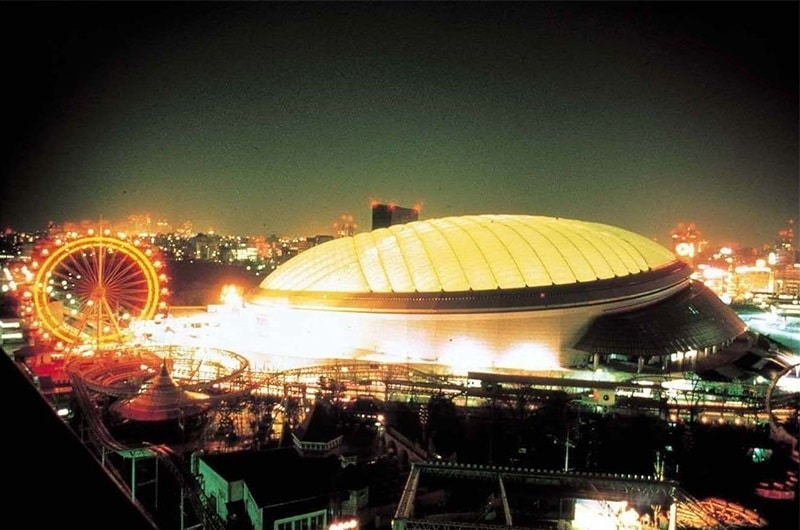 世界シェア７０％を誇る同社の膜構造建築物（東京ドーム／公式HPより）