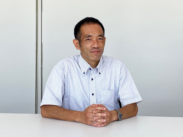 ディレクター　山川貴志　様